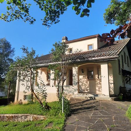 Pepper House Bed & Breakfast La Chaux De Fonds Exterior foto